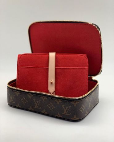 Чемодан для украшений Louis Vuitton LUX-24346