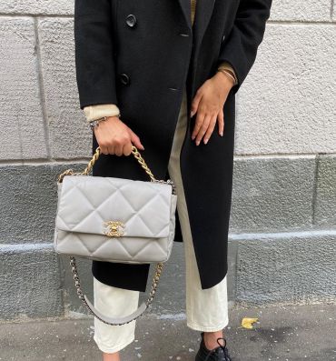  Сумка-конверт Chanel 19 30 см Chanel LUX-39652