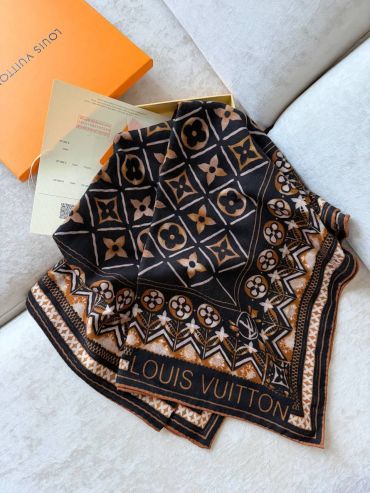 Платок  Louis Vuitton LUX-126348