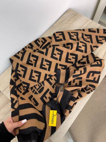 Палантин Fendi LUX-55712