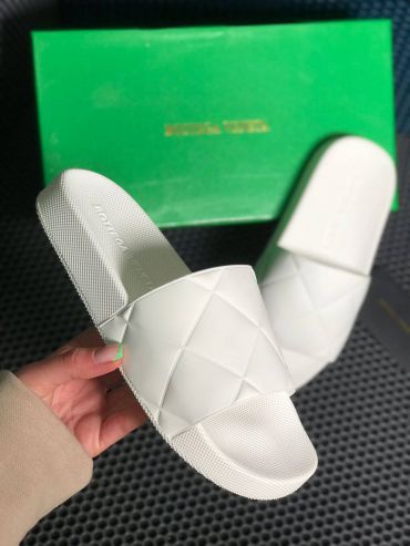 Слайды Bottega Veneta LUX-48980