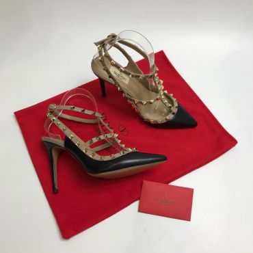 Туфли женские ROCKSTUD Valentino LUX-8006