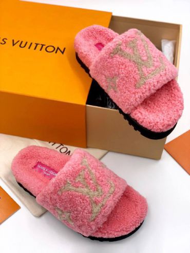 Шлёпанцы Louis Vuitton LUX-54710