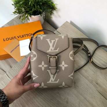 Рюкзак Louis Vuitton LUX-52490