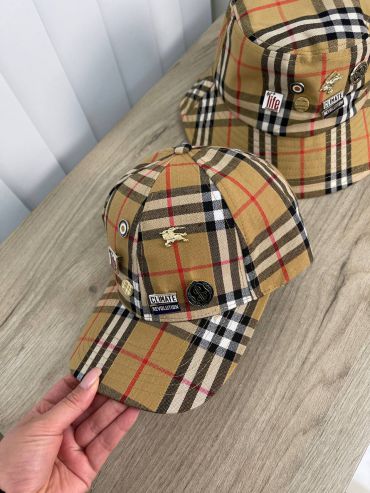 Бейсболка  Burberry LUX-64564