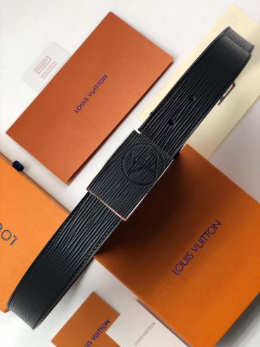  Ремень Louis Vuitton АКС-120