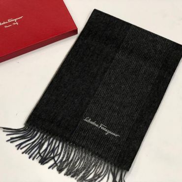  Шарф Salvatore Ferragamo СМ-681