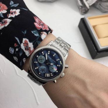 Часы женские Michael Kors LUX-7941