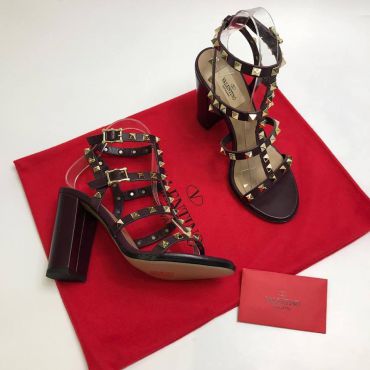 Босоножки ROCKSTUD Valentino LUX-8041