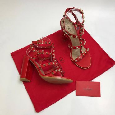 Босоножки ROCKSTUD Valentino LUX-8039