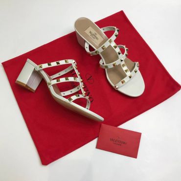 Босоножки ROCKSTUD Valentino LUX-8030