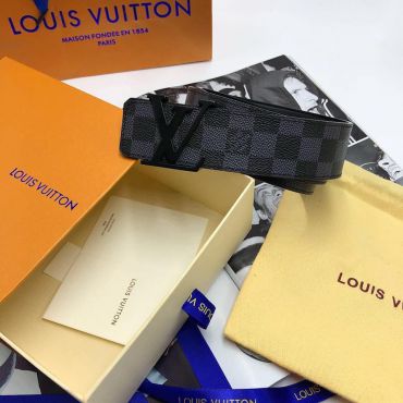 Ремень Louis Vuitton АКС-110