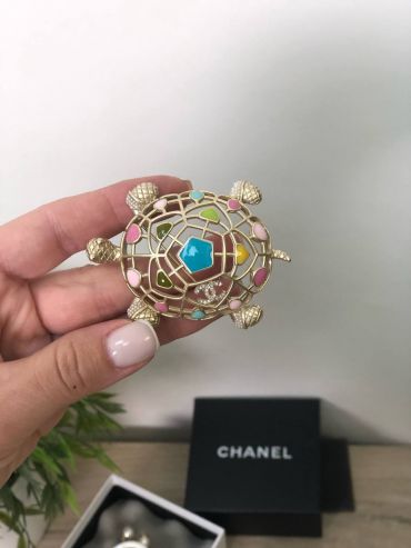 Брошь Chanel LUX-52595