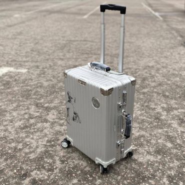 Чемодан  LUX-49244