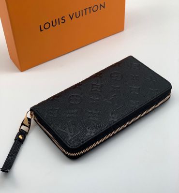 Кошелёк Louis Vuitton LUX-15861