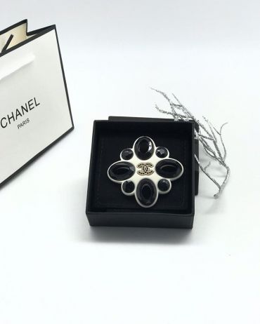 Брошь Chanel LUX-16514