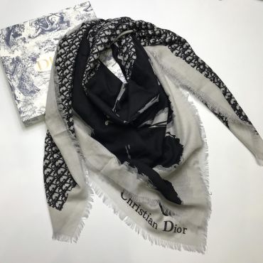 Шаль Christian Dior LUX-18072