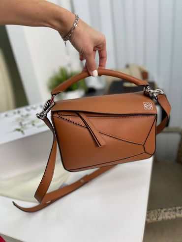 Сумка женская 24 см Loewe LUX-64955