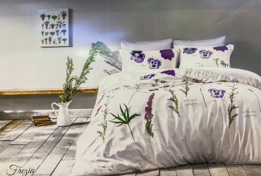 Комплект постельного белья семейный  LUX-52242
