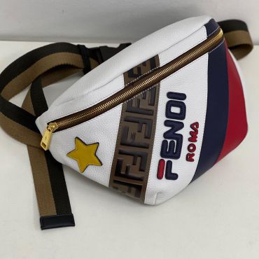 Поясная сумка Fendi LUX-26110