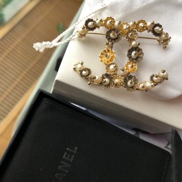 Брошь  Chanel ЮУ-231