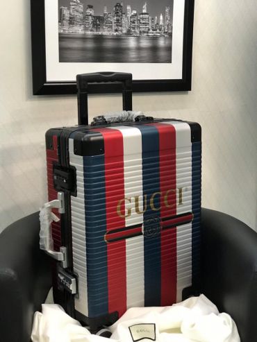 Чемодан Gucci СМ-183