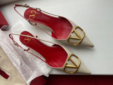 Туфли Garavani Valentino Valentino LUX-30106