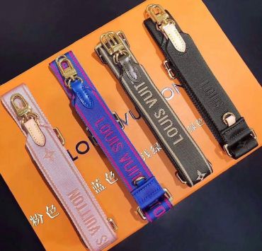 Плечевой ремень Louis Vuitton LUX-30123