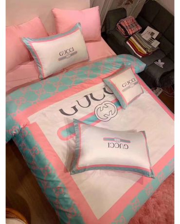 Комплект постельного белья  Gucci LUX-31093