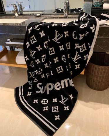 ПЛЯЖНОЕ ПОЛОТЕНЦЕ MONOGRAM CLASSIC  Louis Vuitton LUX-31071