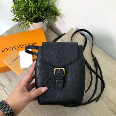 Рюкзак Louis Vuitton LUX-52488