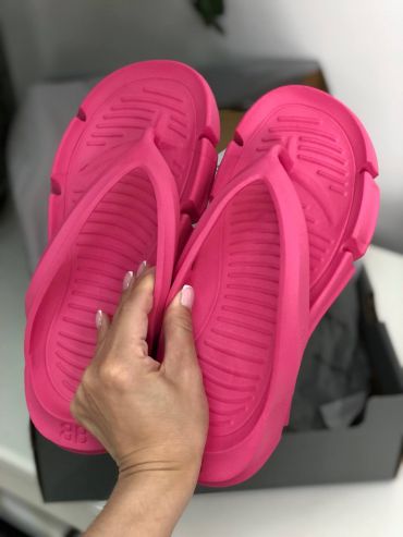 Шлёпанцы Balenciaga LUX-53109