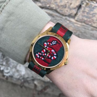 Часы женские Gucci LUX-12938