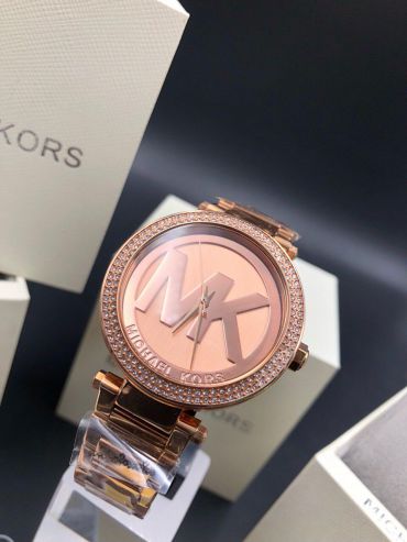 Часы женские Michael Kors LUX-13696