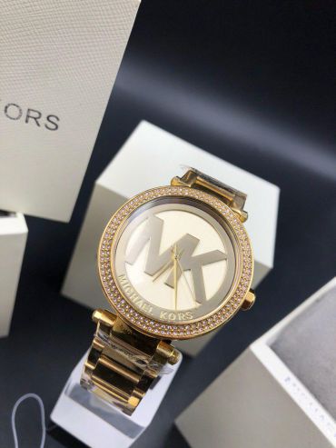 Часы женские Michael Kors LUX-13697