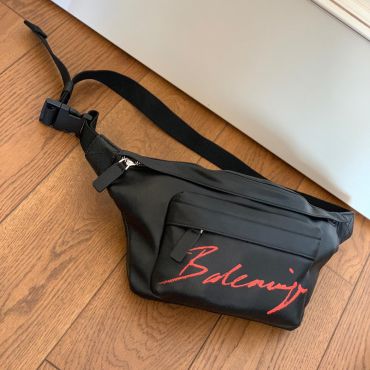 Поясная сумка Balenciaga LUX-14230