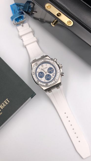 Часы женские Audemars Piguet LUX-21401