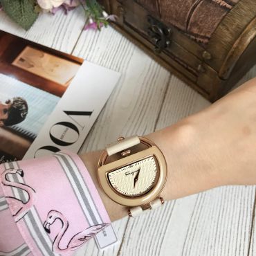 Часы женские Salvatore Ferragamo LUX-19121