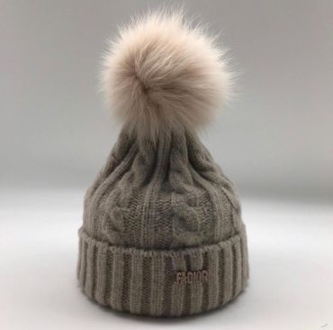 Шапка Christian Dior АКС-409