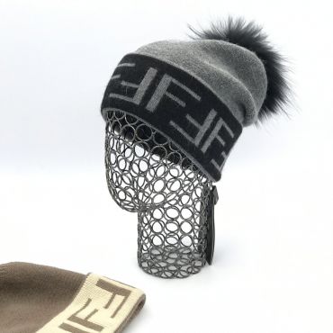 Шапка Fendi LUX-23560