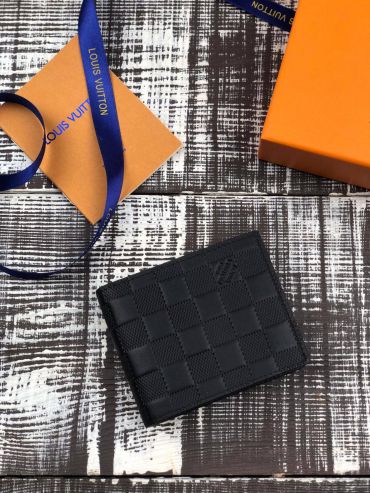 Кошелёк Louis Vuitton LUX-48764