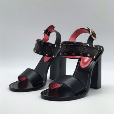 Босоножки PASSENGER Louis Vuitton LUX-13346