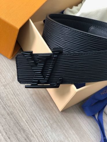 Ремень Louis Vuitton LUX-45170
