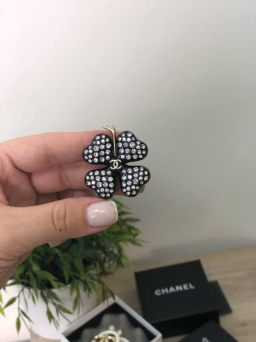 Брошь Chanel LUX-52599