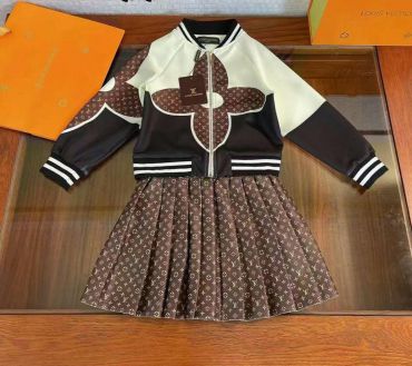 Костюм Louis Vuitton LUX-54400