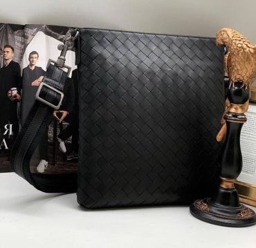 Мессенджер Bottega Veneta LUX-56300