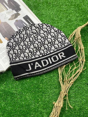 Шапка Christian Dior LUX-57125