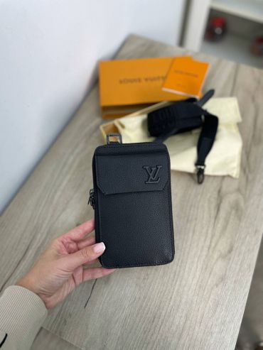 Сумка мужская Louis Vuitton LUX-51937