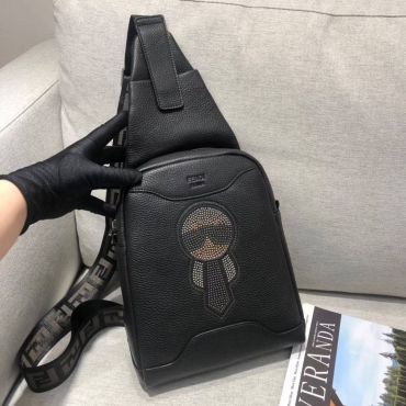 Сумка-слинг Fendi LUX-57833