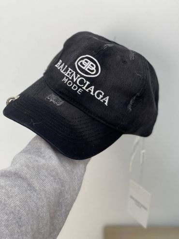  Бейсболка Balenciaga LUX-58352